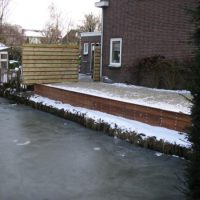 Damwand/opgebouwd planken scherm (Papendrecht)